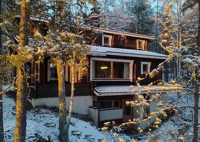 Okkolan Lomamoekit Domek alpejski